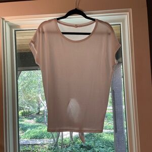 Gap T-shirt with Tie in the Back